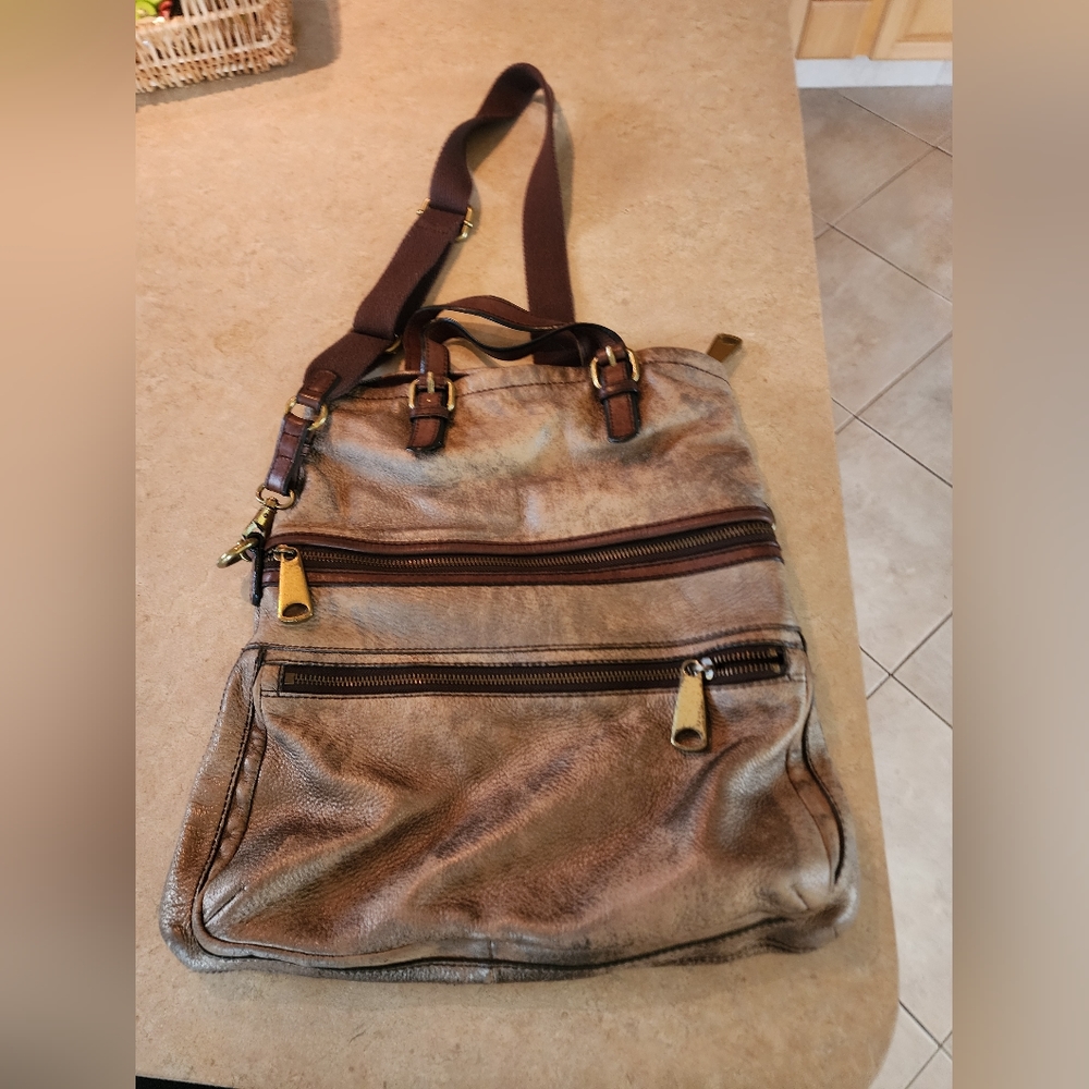 Fossil vintage Explorer messenger crossbody bag